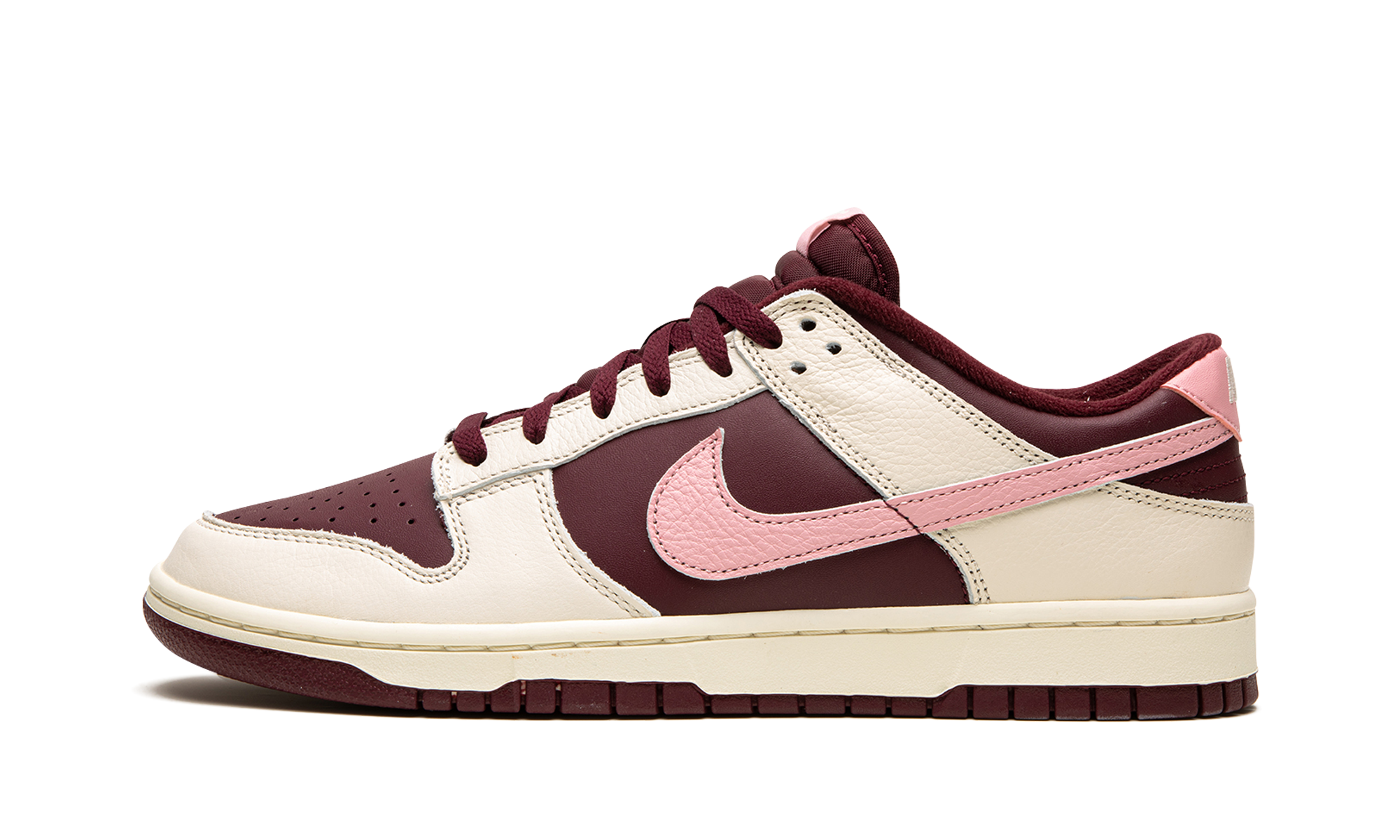 Nike Dunk Low Retro PRM Valentine's Day (2023)