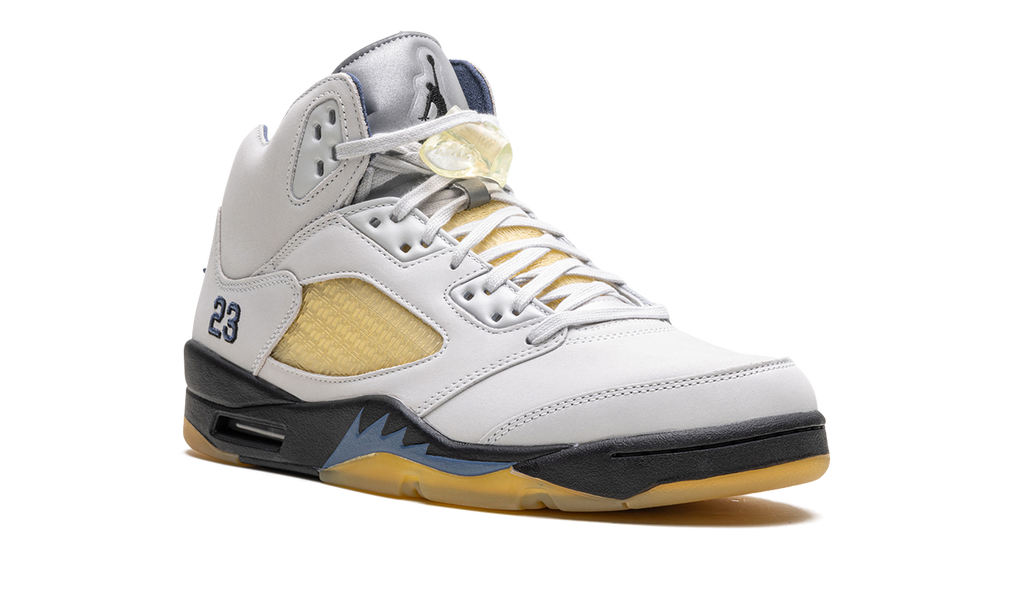 Jordan 5 Retro A Ma Maniére Dawn (Women's)